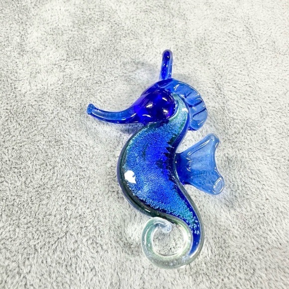 Blue Sea Horse Art Glass Hand Blown Lamp Work Pendant - Picture 4 of 5
